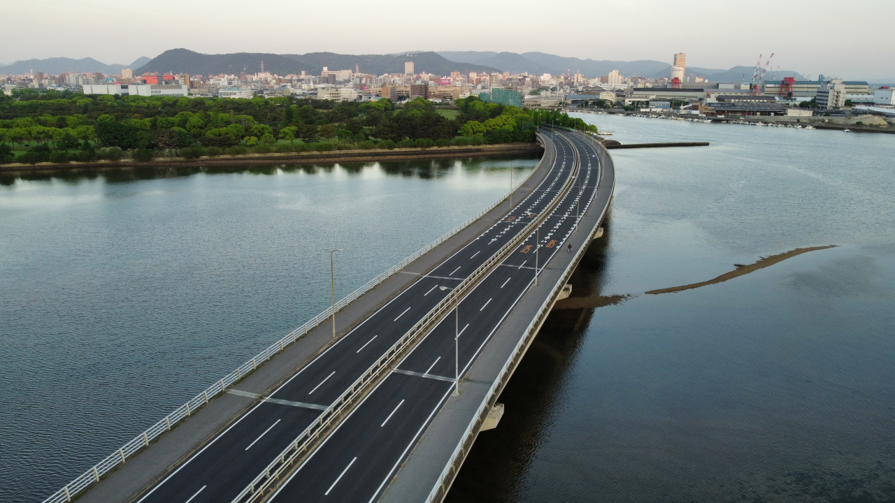 香川県高松市/交通安全施設/富国産業/スライダー