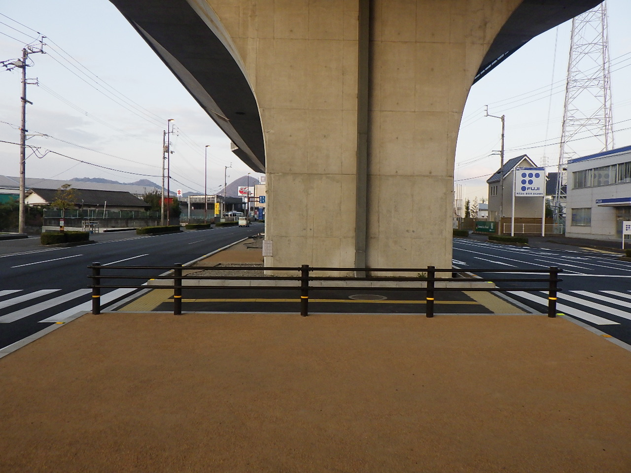香川県高松市/交通安全施設/富国産業/スライダー